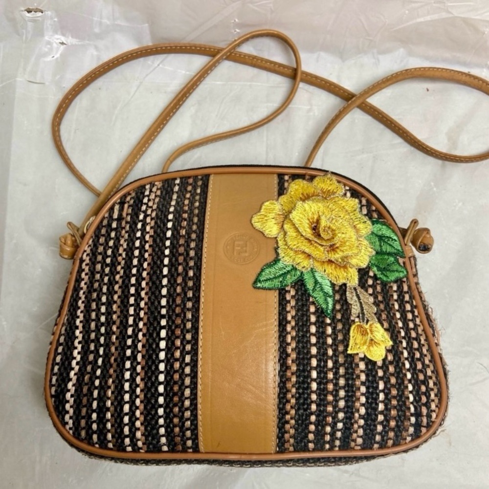 Description Vintage, Rare, Fendi, Checkered Tweed Crossbody Bag